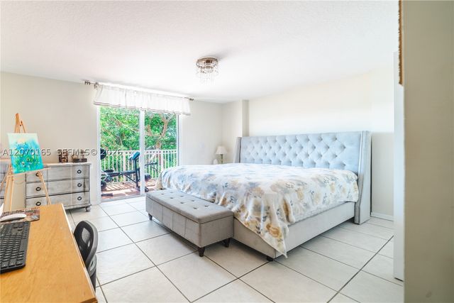 1650 Coral Way 507, Miami, FL 33145