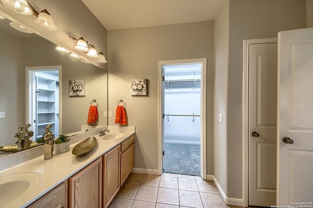 240 Glory Lane, Marion, TX 78124