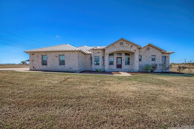 240 Glory Lane, Marion, TX 78124