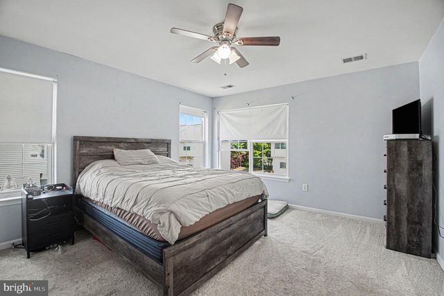 6182 NEWTON LANE LN, Bealeton, VA 22712