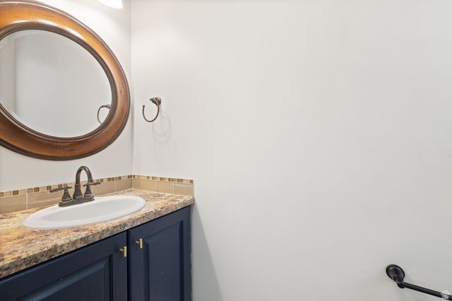 1542 N 2575 E, Layton, UT 84040
