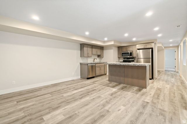 1542 N 2575 E, Layton, UT 84040