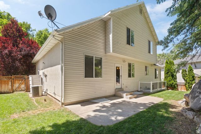 1542 N 2575 E, Layton, UT 84040