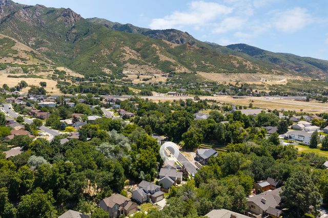 1542 N 2575 E, Layton, UT 84040