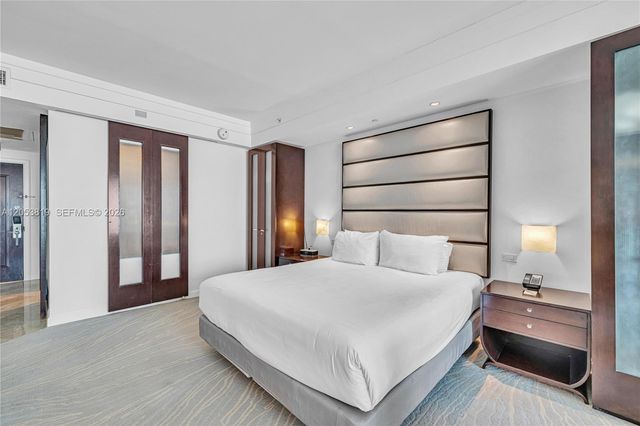 4391 Collins Avenue 1706, Miami Beach, FL 33140