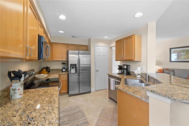 27190 Oakwood Lake DR 102, Bonita Springs, FL 34134