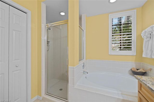 27190 Oakwood Lake DR 102, Bonita Springs, FL 34134
