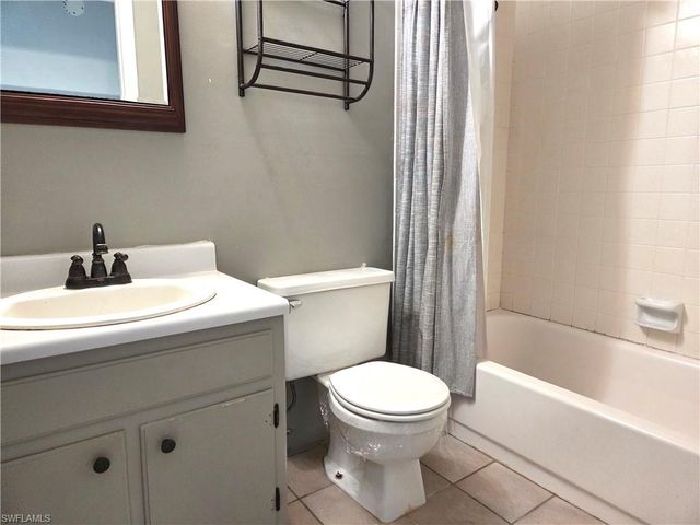 6184 Michelle WAY 207, Fort Myers, FL 33919