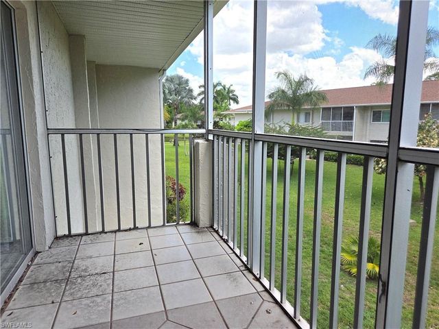 6184 Michelle WAY 207, Fort Myers, FL 33919