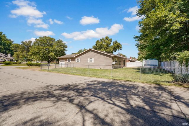 816 Southfield Road, Evansville, IN 47715