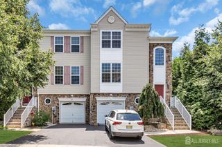 20 Russell Court, Old Bridge, NJ 07747