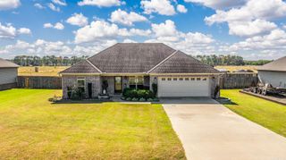 145 Lloyd Henderson, Beebe, AR 72012