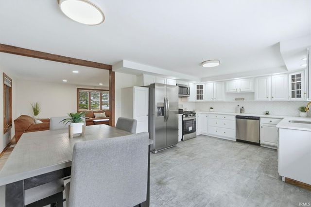 4299 E 1000 N, Roanoke, IN 46783