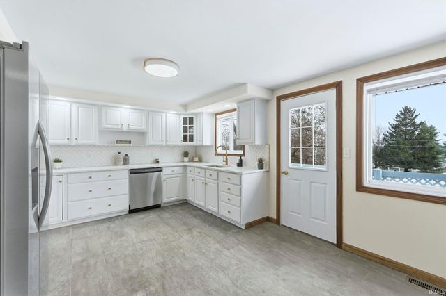 4299 E 1000 N, Roanoke, IN 46783