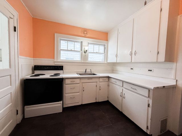 16 Gault Avenue, Oneonta, NY 13820