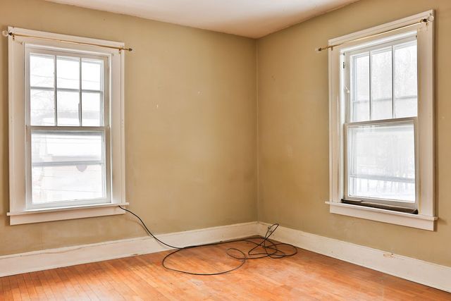 16 Gault Avenue, Oneonta, NY 13820