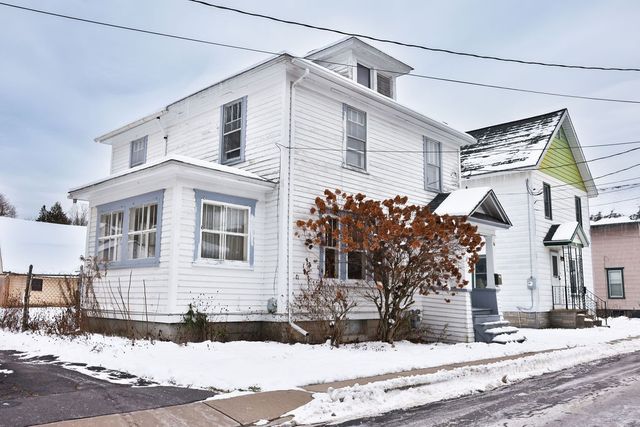 16 Gault Avenue, Oneonta, NY 13820