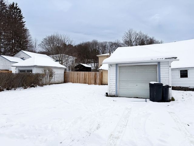 16 Gault Avenue, Oneonta, NY 13820