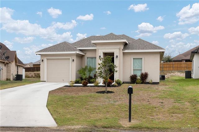 732 N Kika De La Garza Boulevard, La Joya, TX 78560