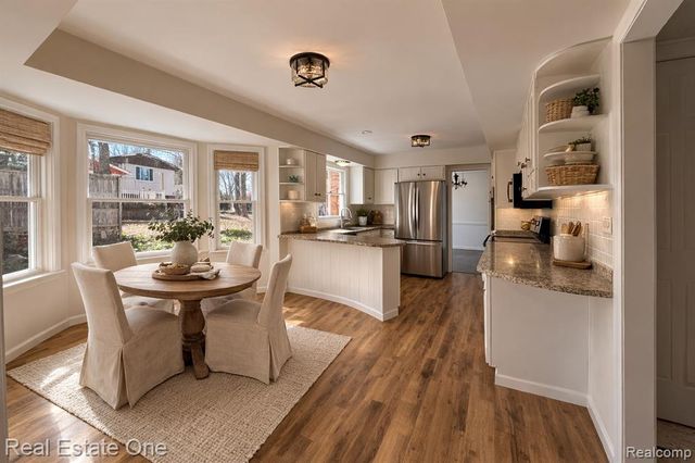 1811 Campus Court, Rochester Hills, MI 48309