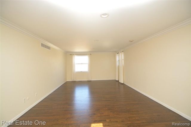 1811 Campus Court, Rochester Hills, MI 48309