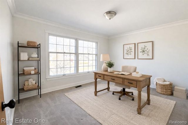 1811 Campus Court, Rochester Hills, MI 48309