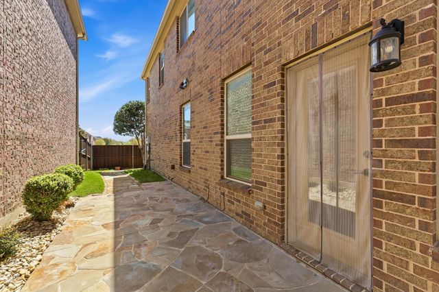 1708 Snow Owl Court, Carrollton, TX 75010