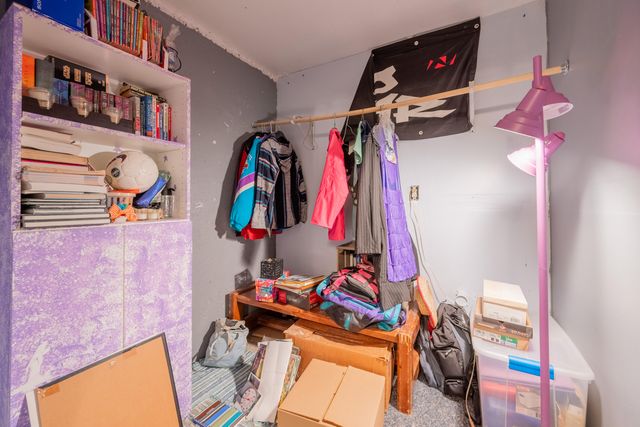 8011 Cedar Edge RD, Roanoke, VA 24018