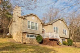 8011 Cedar Edge RD, Roanoke, VA 24018