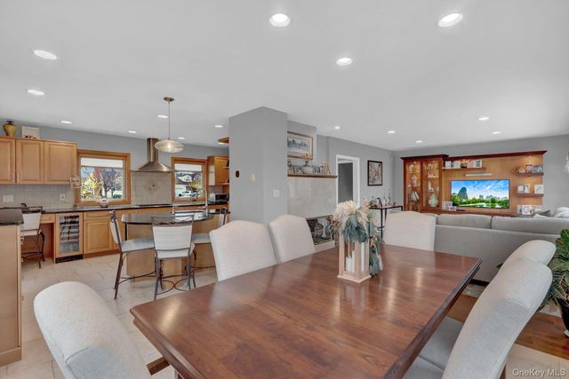 23 Biltmore Boulevard, Massapequa, NY 11758