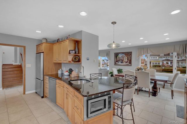 23 Biltmore Boulevard, Massapequa, NY 11758