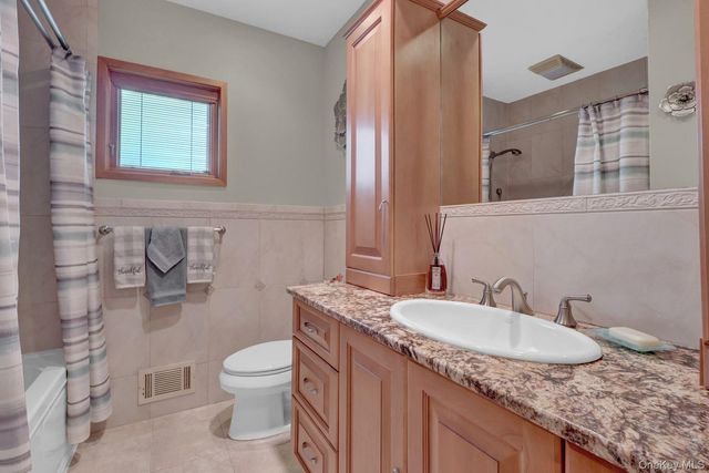 23 Biltmore Boulevard, Massapequa, NY 11758