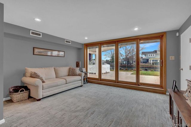 23 Biltmore Boulevard, Massapequa, NY 11758