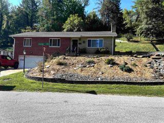 1517 Enslow Boulevard, Huntington, WV 25701