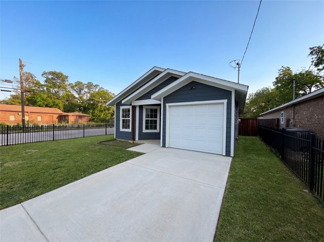 1739 Mcbroom Street, Dallas, TX 75212