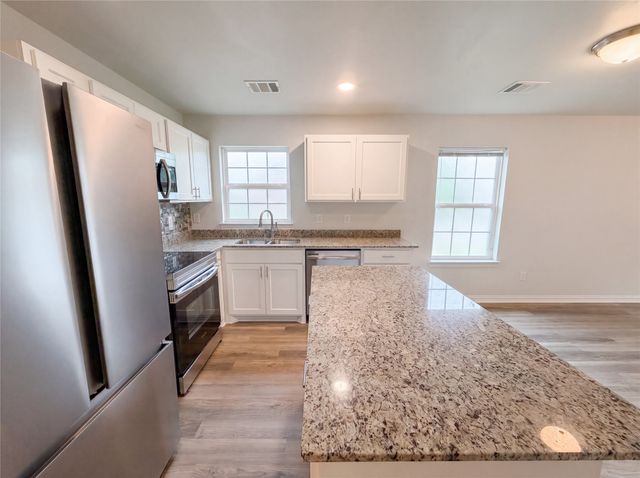 1739 Mcbroom Street, Dallas, TX 75212