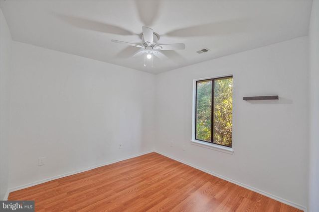 2974 BORGE ST, Oakton, VA 22124