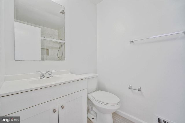 2974 BORGE ST, Oakton, VA 22124