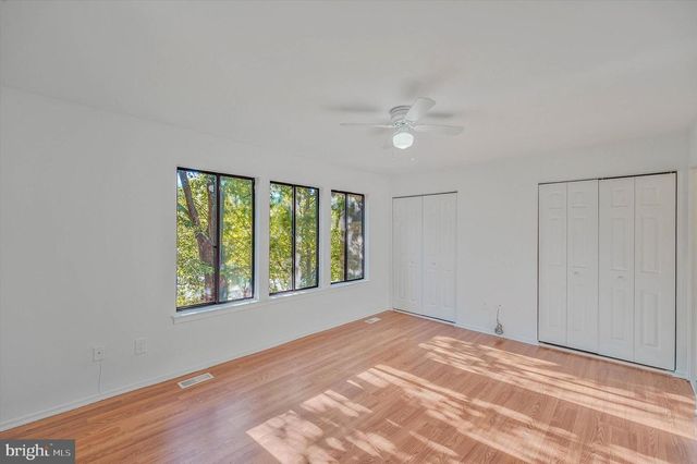 2974 BORGE ST, Oakton, VA 22124