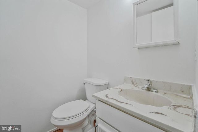 2974 BORGE ST, Oakton, VA 22124