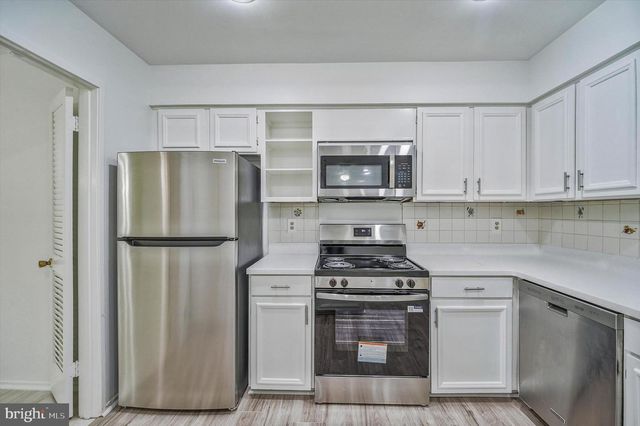 2974 BORGE ST, Oakton, VA 22124