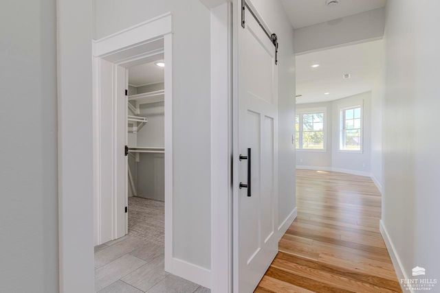 14371 Prairie Fire Lane, Wamego, KS 66547