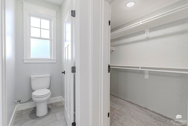 14371 Prairie Fire Lane, Wamego, KS 66547