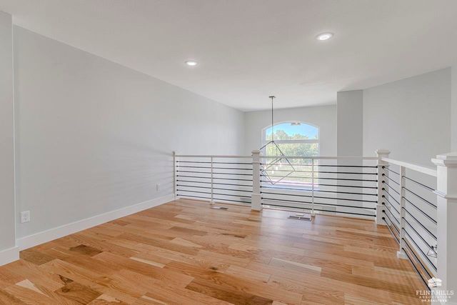 14371 Prairie Fire Lane, Wamego, KS 66547