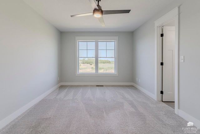 14371 Prairie Fire Lane, Wamego, KS 66547