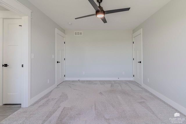 14371 Prairie Fire Lane, Wamego, KS 66547