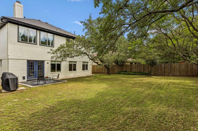 6804 Gabion DR, Austin, TX 78749