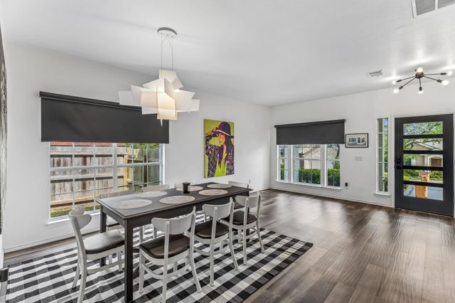 6804 Gabion DR, Austin, TX 78749