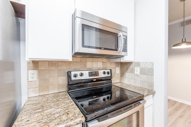 10047 Westpark Drive 49, Houston, TX 77042