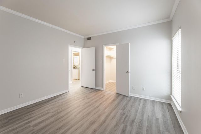 10047 Westpark Drive 49, Houston, TX 77042